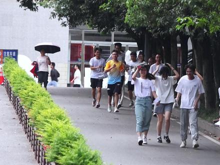 2025高考结束! 快来听听旺苍考生的感受和愿望 #高考 #愿望 #旺苍 #正能量