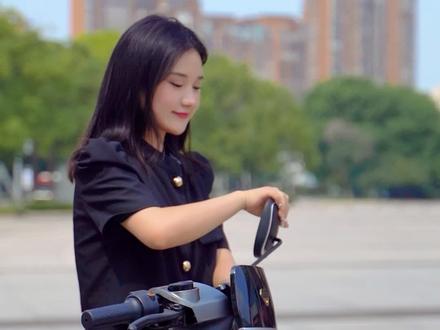 电动自行车为什么没有后视镜?能自己加装吗?会违规吗?#新国标电动车 #电动车 #dou是好车 #每天推荐好车 #让骑行成为一种生活