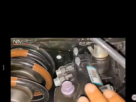 来,继续把E-KDSS 讲完#硬派越野 #kdss #LC300 #陆巡 #柴油陆巡