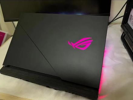 全国联保 玩家国度 ROG 枪神4plus 顶配
酷睿i9-10980HK八核
32G内存
2TB 超大SSD
RTX2080super 8G独显
17.3寸300HZ高刷电竞屏幕
全国联保!#游戏本推荐 #华硕rog #rog玩家国度 #ROG枪神4plus #rog全家桶