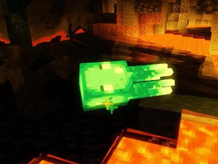 #我的世界 #我的世界minecraft 发光鱿鱼还会喷射荧光墨汁!2月1日还有神秘福袋惊喜噢~