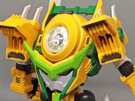 果宝特攻最严厉的师傅!壹理创玩香蕉尊&无极不到一张到手! #果宝特攻 #壹理创玩 #模型 #童年动画 #上热门