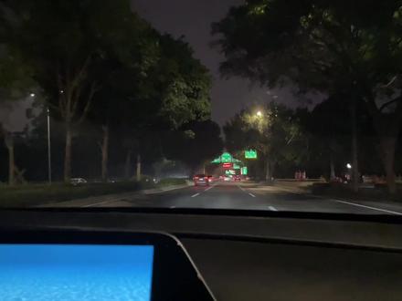 年少有七难 钱难赚 情难断 话难言 心难懂 命难改 路难走 人难做.