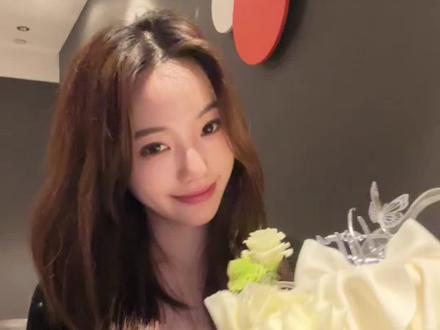 你在身边我是公主,不在我就是自己的骑士,有一天遗失的部分以另外一种方式回到了我身边@黄钰杰 #惊喜 #礼物拆箱 #黄钰杰