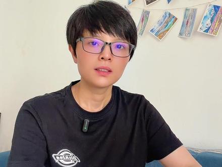 阿嬷的情书,看哭我了,十八年,只为一个承诺 《阿嬷的情书》观后感:十八年,只为一个承诺
#阿嬷的情书 #电影观后感 #生活日常记录 #情感 #慢生活