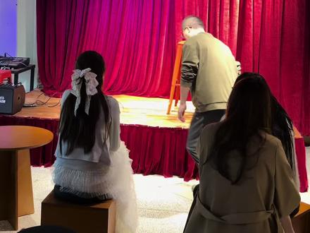 小蓝书第一批客人来砸店了#李雷相亲记 #小蓝书之家