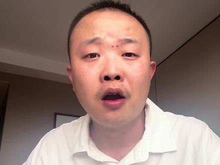 我相信用心种的树,终将会让我乘个凉。当山顶再次腾起雾, 心底的葵花向着阳。
#方仔 #问你十个问题