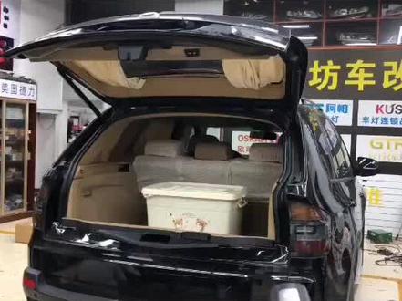 塘厦店车灯坊车改
宝马X5,加装电动尾门,双杆带电吸。专车专用遥控打开,自动打开,遥控关闭自动关闭。#汽车灯光升级 #汽车改装升级 #激光大灯 #氛围灯 #抖音汽车 #灯光效果 #改灯