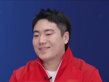 梁靖崑两儿子,一个“偷拿”奖牌去学校,一个在家研究“火苗”#梁靖崑 #国乒 #搞笑 #乒乓球 #万万想不到