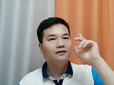 牙齿松动,到底咋回事? #牙齿松动#牙黄