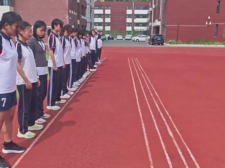 满分跳远中考必看 @中考体育~康老师
#立定跳远#天暖活了,彻底开了