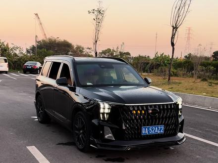 前脸是原装的,后加这些东西其实算起来没多少钱,不算踏板的话5k预算就能改成一样的黑武士了#传祺gs8 #黑武士