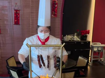 和好朋友在温州吃到了敲敲馄饨还吃了好多美食~~ #温州 #温州美食 #温州滨江万象城 #听粤楼 #好好吃饭