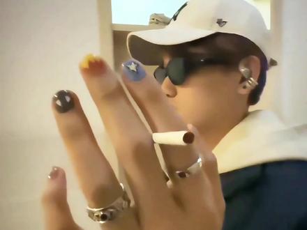 小皮裙 大波浪 一扭一晃真像样#野狼disco御姐背影杀挑战 #195 #体育生 #长腿欧巴 #青龙