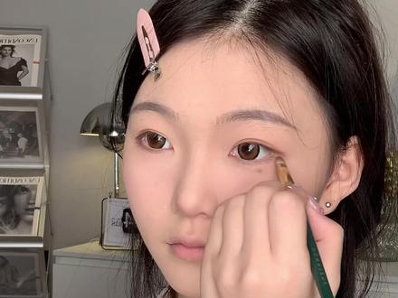 下垂狗狗眼就是坠幼态的!#妆容教程 #妆容分享