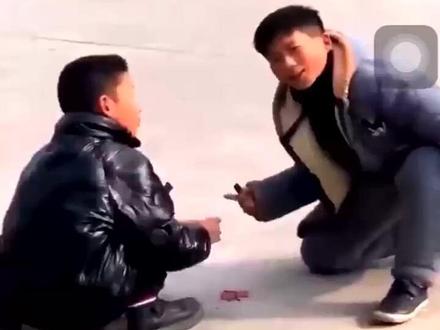 我讲没吊事就没吊事#过年放爆竹🧨