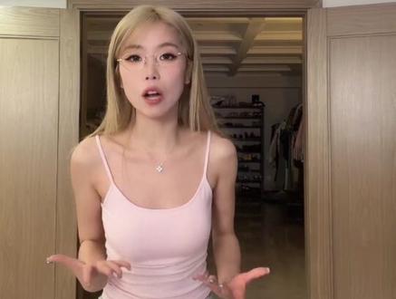 春日氛围感拉满|这件小吊带太懂显瘦了 #尹千金 #小吊带 #平价内搭 #漫画身材 #舒适百搭