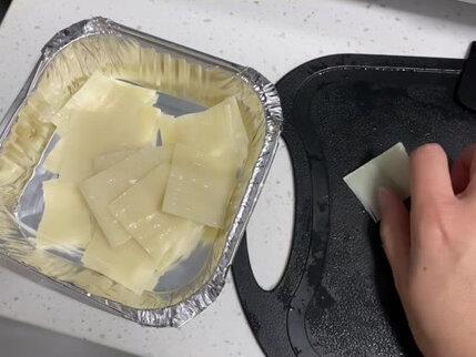 #美食vlog #动手自己做美食 #大厨养成记 尝试空气炸锅做烤冷面~emmm就成功了一半吧,卖相一般但味道ok