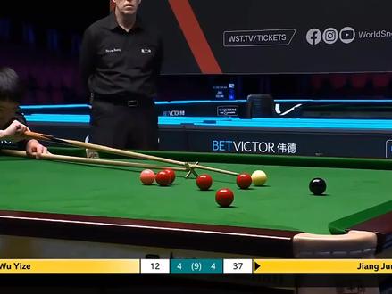 1-4到5-4大逆转!吴宜泽连赢4局5-4绝杀江俊,晋级4强#斯诺克 #吴宜泽 #威尔士公开赛 #赵心童