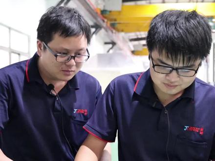 不要再傻傻的用U盘拷程序了,FANUC程序在线传输工具轻松帮你解决#数控#智能制造#科技改变生活 #工厂实拍视频 #乔锋智能