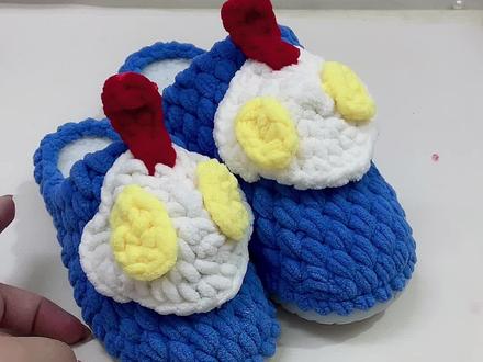 奥特曼拖鞋 可以做成亲子拖鞋#冰条线拖鞋 #手工diy #一学就会系列 #零基础学钩针 #钩鞋子