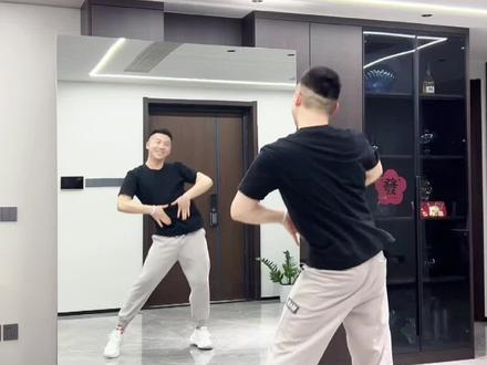 《意乱情迷》 完整版 #零基础学舞蹈 #翻跳 #简单易学