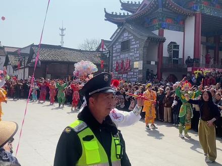 上元观·英歌舞,非遗进古镇,年味更浓郁!#民俗活动 #地方特色 #民间艺术传承 #非遗文化传承 #英歌舞