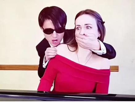 歌词真猎奇,音乐真好听#网友热评 #网友神评论