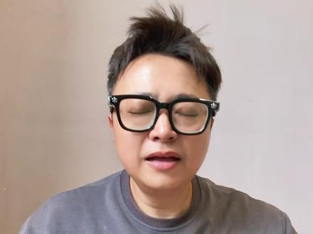 世事无常,大肠包小肠。身体是革命的本钱。希望这位流行乐歌手温岚,早日康复吧#上热门 #创作人计划 #温岚 #娱乐 #台湾