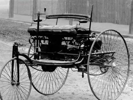 世界上第一辆汽车@#历史影像