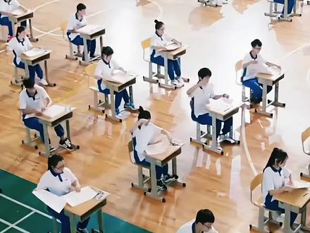 高考试卷为什么不还给考生?考完后他们都去哪儿啦?#涨知识 #高考 #科普 @抖音小助手