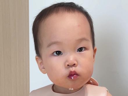 认真吃饭的小朋友是谁的理想型呀#自主进食