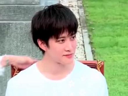 mike,就算头发没了,还是帅。