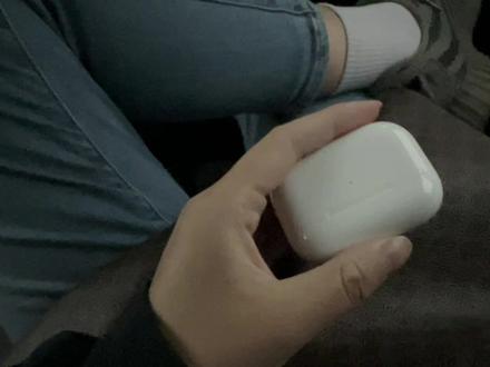 不要在#京东 买#苹果 ,买了残次品不能线上退货,要七天内自己跑门店,#iphone15印度制造 #印度百分之50良品率 #真的栓q了