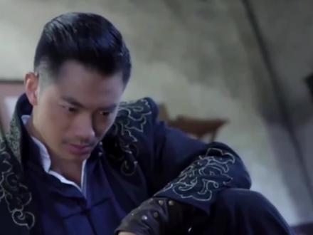 影视:黑老大绑架姑娘,没想到姑娘是个高手,一波操作成功自救