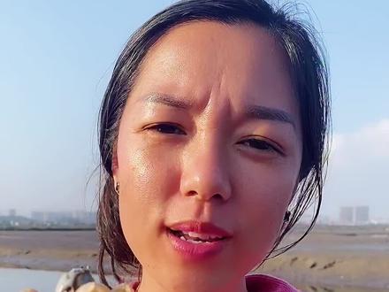 @抖音小助手 #赶海生活 #舌尖上的美食 这是一种会直着走的螃蟹🦀,味道也很不错!