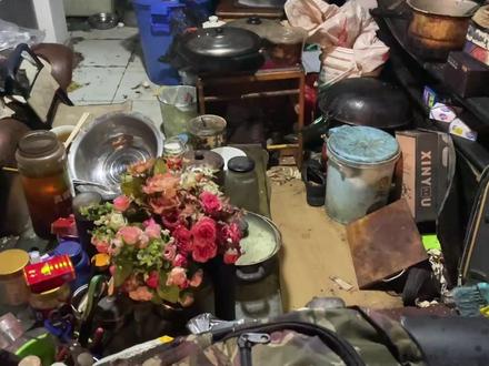给烟熏老房抛个光 #深度清洁 #解压 #囤积癖