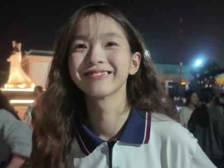 #高中生 #虎牙笑 毛毛六一快乐路#后溪女子英歌队 #后溪腿毛 #郑婉洁 @压不到腿毛