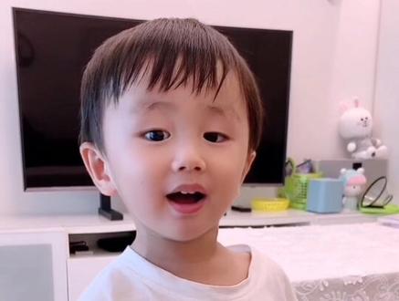 对付爱吃糖的宝宝我的办法可多了,要看到最后哦! #爸爸带娃 @抖音小助手