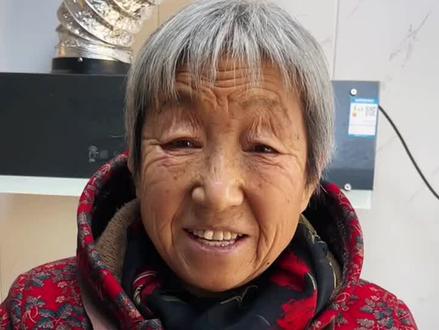 妈呀,老妈独门秘方炸肉丸子也太香了 老妈炸的猪肉丸子外脆里香特别好吃#炸猪肉丸子#年夜饭菜单