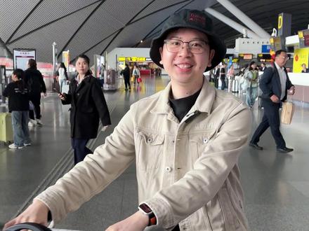 祝刷到视频的你顺顺利利!活在幸福中!不加任何音乐带你感受年味!哪怕所在地不能放烟花手表电子烟花依旧会为我们绚丽绽放#applewatch #春节 #烟花 #马年