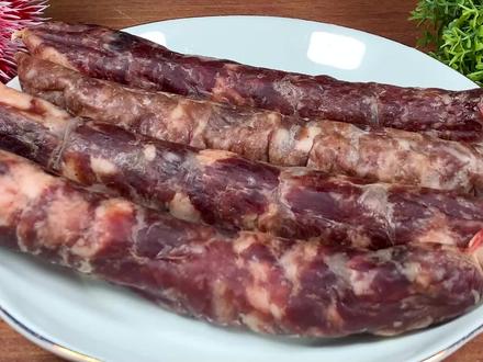 香肠如何保存,30年大厨教我一招,随吃随取,放一年都新鲜 #香肠 #腊肠 #川味香肠 #肉肠 #广式腊肠