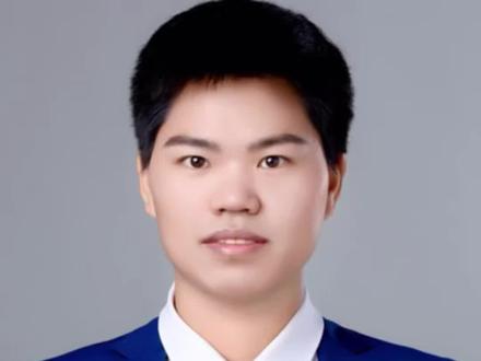 贵州师范大学怎么样?接下来,我花一分钟时间给大家讲清楚,家有高中生的家长建议点赞收藏起来,填志愿有用。第一:贵州师范大学是贵州省属重大高校之一,也是贵州最好的师范类高校,教育资源丰富,是国家级首批创新创业教育示范基地,为贵州的教育事业发展贡献重大力量。第二:开设专业门类齐全,国家级特色专业有数学与应用数学和思想政治教育等学科类专业,还有电气工程及其自动化、法学、计算机科学与技术、通信工程等好专业。第三:校区情况:共有两个校区,花溪校区、白云校区。全日制在校师生约3.5万人。第四:学校坚持开放办学:与美国、日本、韩国、泰国等多国的大学和科研机构建议长期合作和交流关系、开展师生交流项目。第五:录取分数情况:一般理科在460左右就可以进去,文科530左右就可以进去。中外合作的专业,一般上本科线就可以进去就是费用高点,我是赵老师,关注我,带你填好贵州高考志愿。#贵州高三#贵州高考志愿#贵州高考#上热门#贵州师范大学