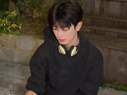 手残党的化妆日记📓
#男生化妆 #化妆 #新手化妆教程 #韩系妆容