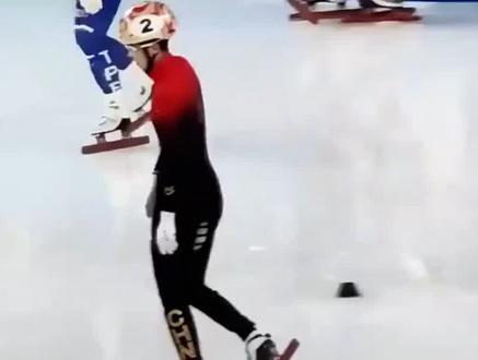 方可欣为何在米兰冬奥会后泪洒赛场