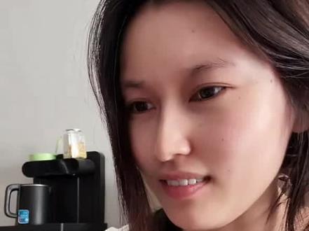 糟糕糟糕,素颜面被瓦瓦捉到了#7木 #瓦瓦 #瓦瓦一分钟