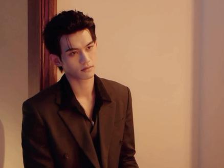 樊总抬眼、坏笑、小表情..😊😊帅!#云旗yunqi #帅爆了 #可爱