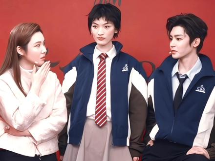 主持人:我可以叫桃妹吗
🐱:你可以!#侯明昊