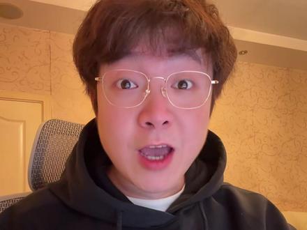 这个功能太美观了 你的微信有这个功能了吗?没有也别急,过段时间,都会有的 #微信 #微信使用小功能 #微信照片折叠 #中老年