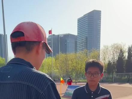 操场800/1000米提速神器原来是它 @安踏儿童 #骇浪青少年竞速跑鞋 #跑步 #中考体育 #跑鞋